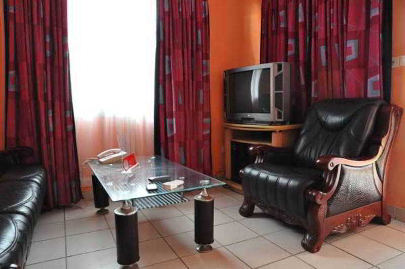 Residence Saint-Jacques Centre Ville Pointe Noire Extérieur photo